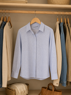 Blusa Nativa Cuadrillé Celeste — Algodón Pima Premium | Carola Montes